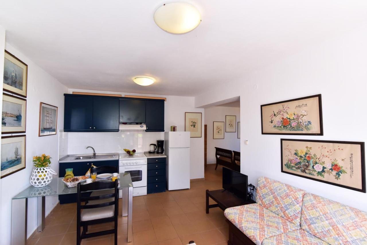 Apartamento Barbati Beach House Exterior foto