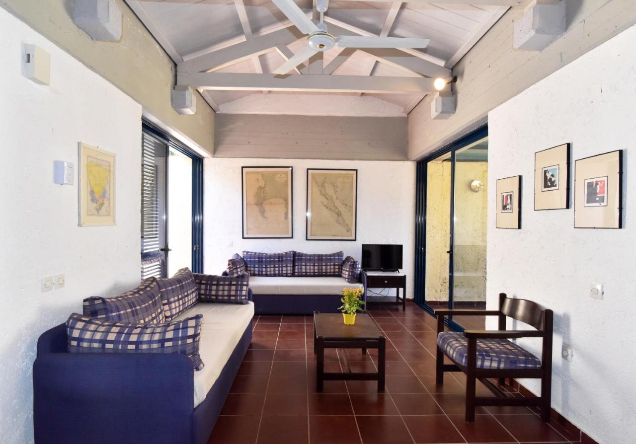 Apartamento Barbati Beach House Exterior foto